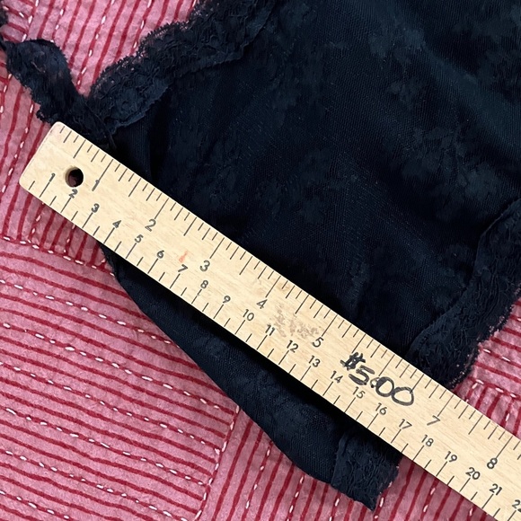 Rose + Vine Ardene teen/ women’s large Black Lace bralette (soft /no underwire ) - Picture 9 of 10